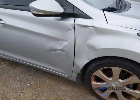 2013 Hyundai Elantra Limited z USA, uszkodzony, nr VIN 5NPDH4AE5DH208623